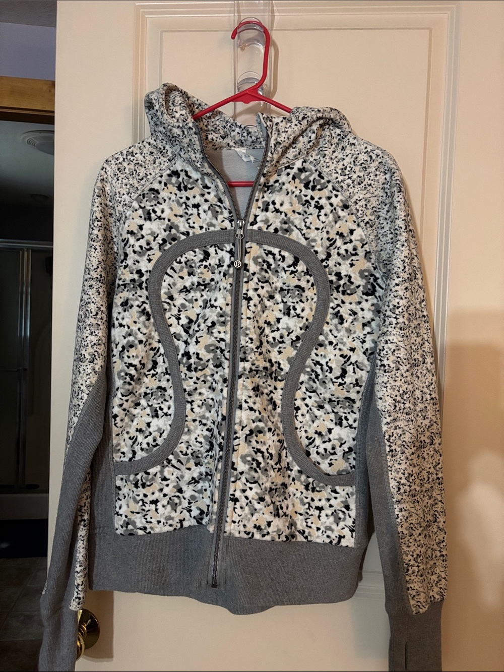 lululemon athletica Grey & White Patterned Hooded Bomber Jacket